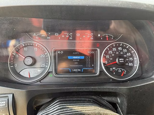 2020 INTERNATIONAL LT - Imagen 4