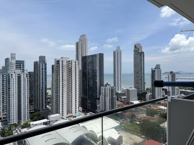 Se Alquila Apto Amueblado en Bella Vista - Imagen 10
