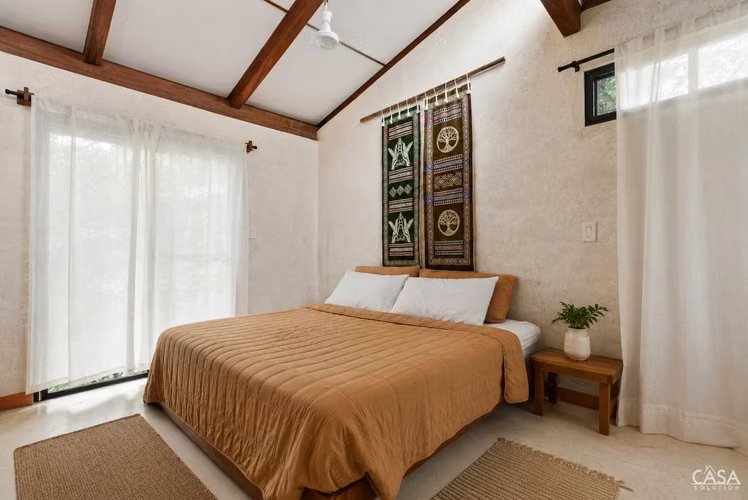 Cómoda Eco-Casa en la Selva en Venta en Torio Hills, Torio