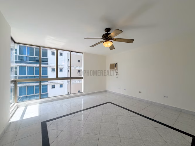 Apartamento de 3 Recámaras en Venta en Marbella – 187 m² con Potencial de Remodelación