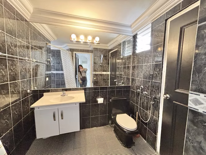 Espacioso y versátil apartamento en Torre VIP, Obarrio - Imagen 12