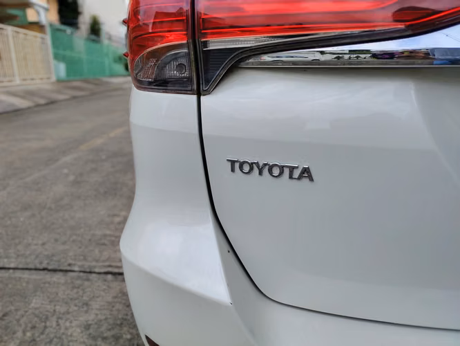 TOYOTA FORTUNER 2020 AUTOMÁTICA 4X4 NEGOCIABLE - Imagen 14