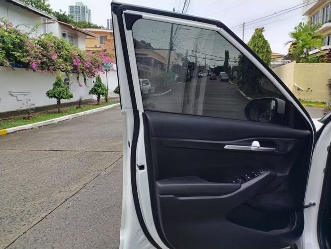 KIA SELTOS 2023 AUTOMÁTICA NEGOCIABLE - Imagen 4