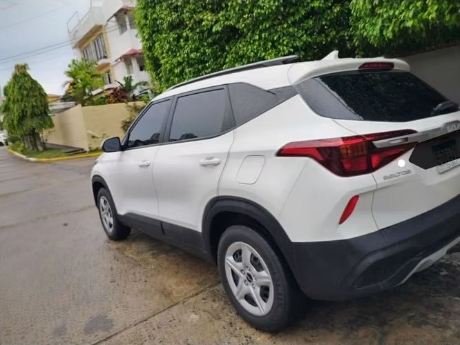 KIA SELTOS 2023 AUTOMÁTICA NEGOCIABLE - Imagen 12