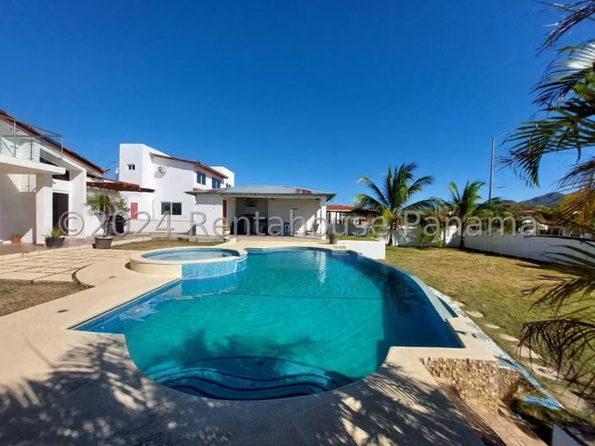 Venta Casa Nueva Gorgona - YD