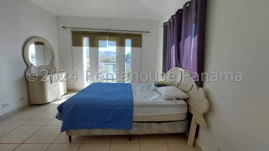 Venta Casa Nueva Gorgona - YD