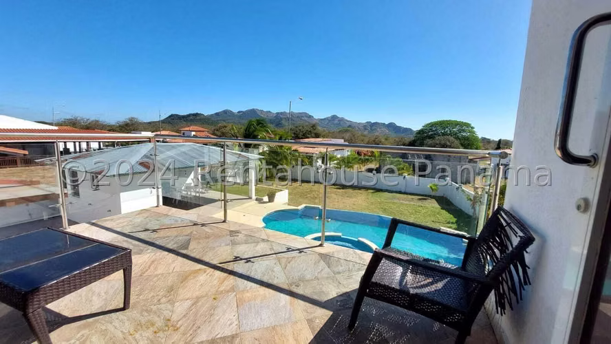 Venta Casa Nueva Gorgona - YD