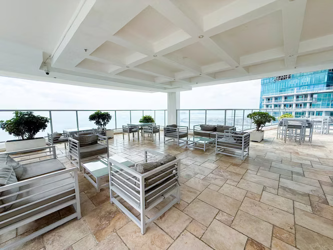 Apartamento de Dos Niveles con Vista al Mar en Sky, con Vistas desde Ambas Recámaras - Imagen 16