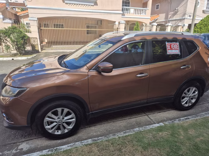 Nissan Xtrail 2017 is sold