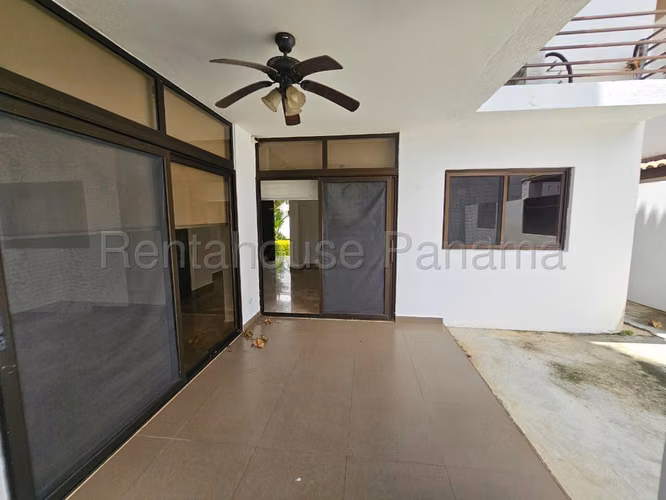 VENTA DE CASA EN CHORRERA DDB27-1969
