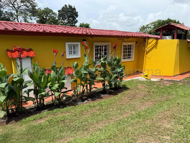 VENTA DE CASA EN CHORRERA DDB26-7500
