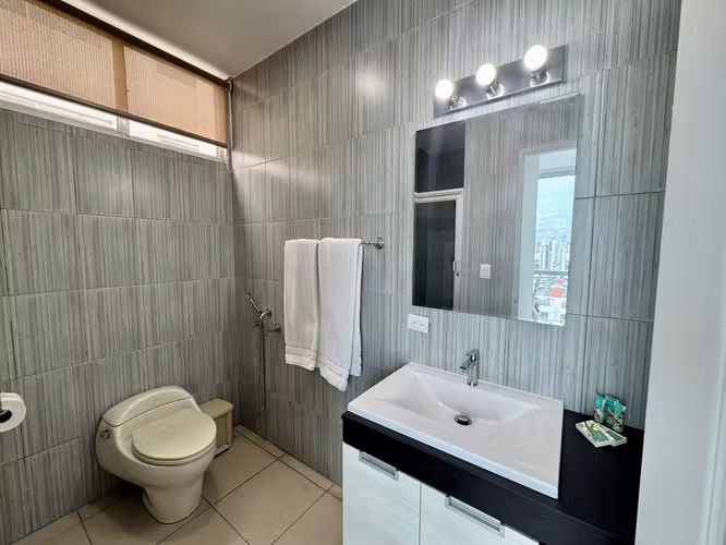 Apartamento Amoblado en San Francisco · 96 m² · PH Metropolitan One