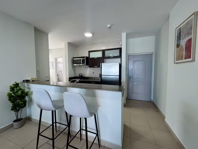 Apartamento Amoblado en San Francisco · 96 m² · PH Metropolitan One