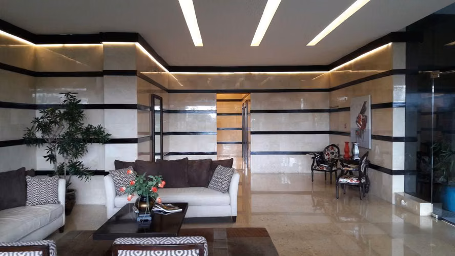 Apartamento en Venta en Avenida Balboa YDU