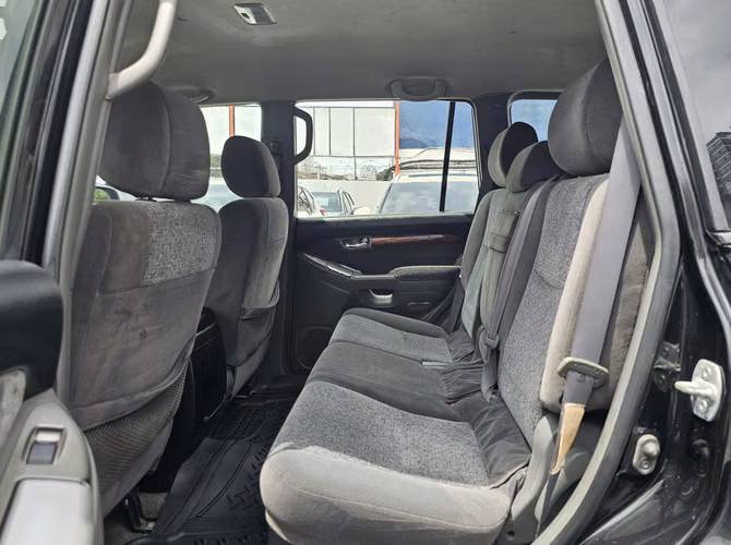 Toyota Land Cruiser Prado GX - Imagen 13