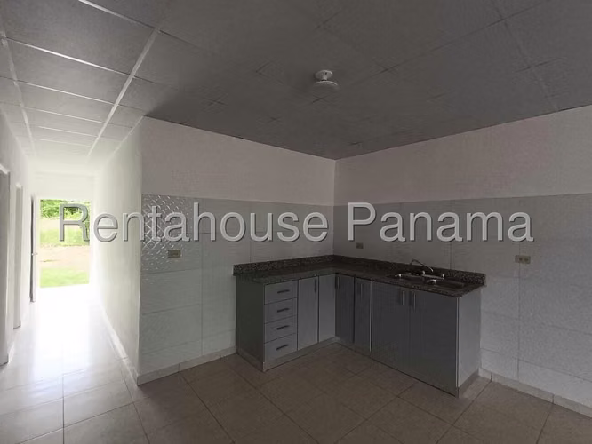 Casa En Venta En Los Santos YS
