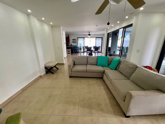 PLAYA BLANCA QUINTAS DEL SOL CASA DE 6 RECÁMARAS EN VENTA - Imagen 11