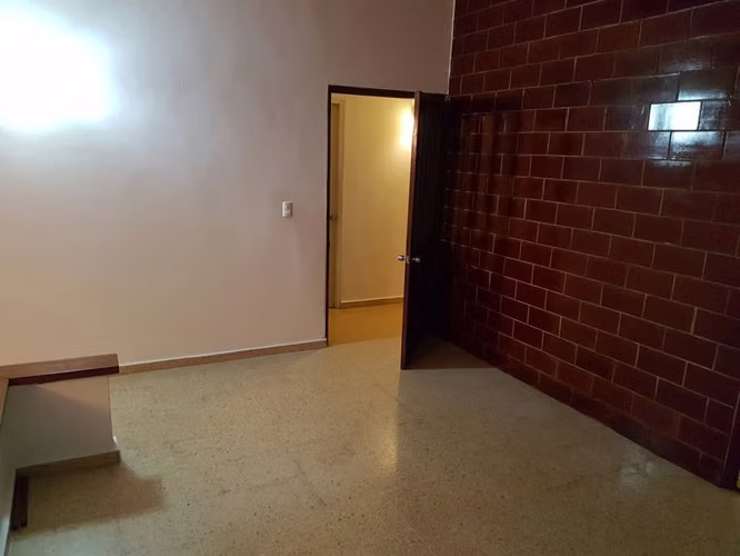 Alquilo casa en Juan Díaz, Campo Limberg - Imagen 5