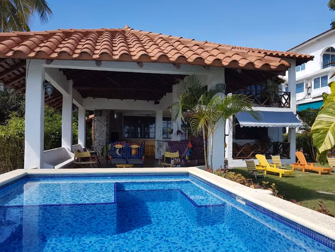 CASA DE PLAYA FRENTE AL MAR EN PLAYA BLANCA, FARALLÓN | $4,000 MENSUALES
