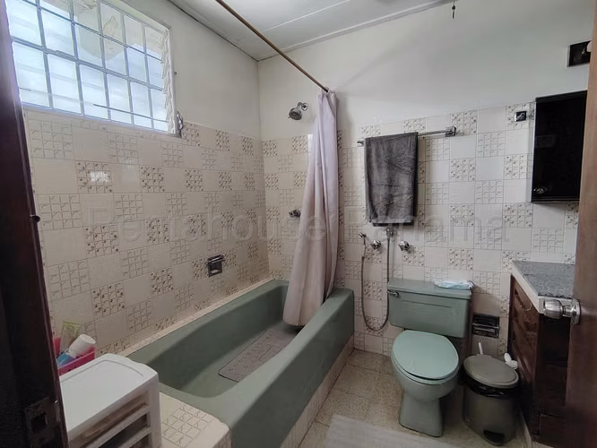 VENTA DE CASA LOS ANGELES GM