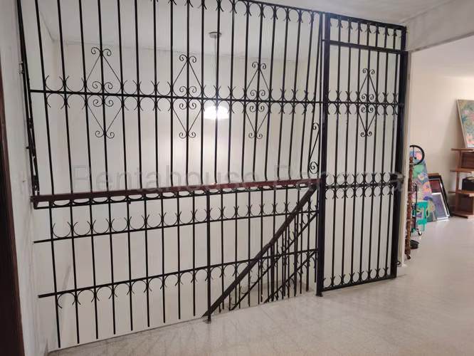 VENTA DE CASA LOS ANGELES GM