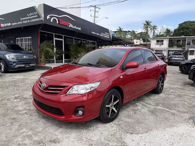 Toyota Corolla 2013 - Imagen 1
