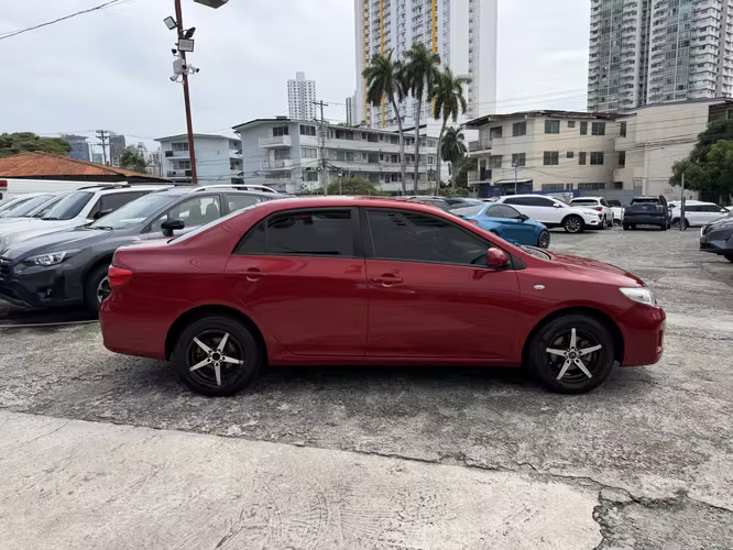 Toyota Corolla 2013 - Imagen 4