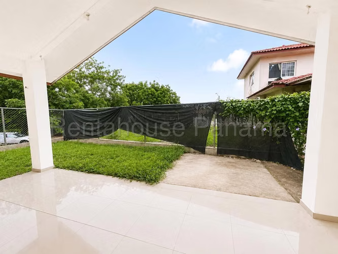 Casa En Venta En Chitré YS - Imagen 9