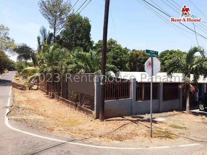 Casa En Venta En Chitré YS - Imagen 9