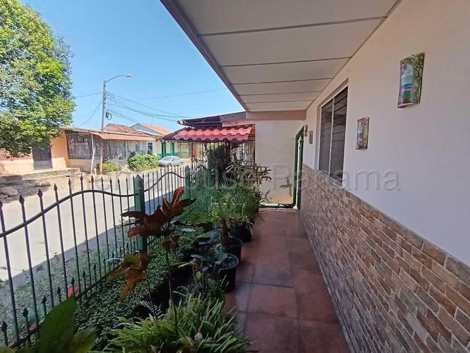 Casa En Venta En Chitré YS - Imagen 10