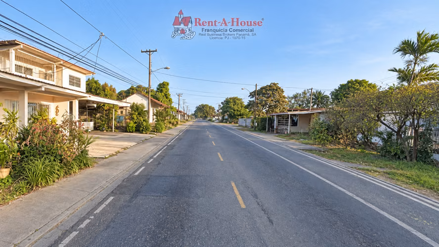 Casa En Venta En Chitré YS
