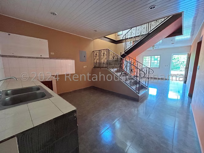 Casa En Venta En Las Tablas YS - Imagen 5