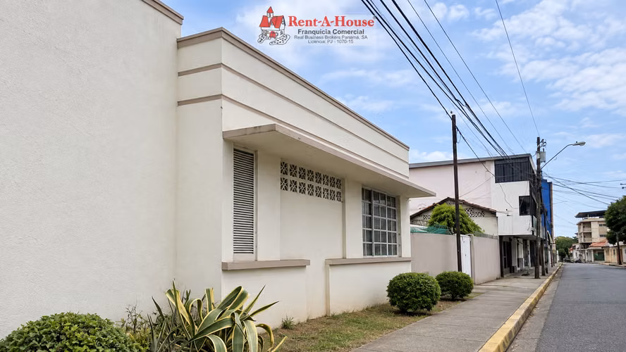 Casa En Venta En Chitré YS