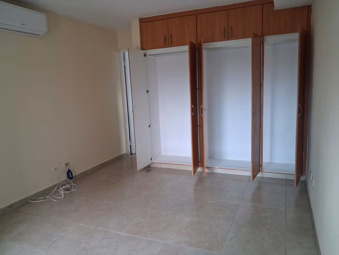 ¡En Alquiler! Apartamento de 98 m² con Vista al Mar - Imagen 6