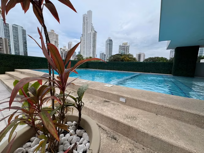 APARTAMENTO AMOBLADO EN CALLE 50 (disponible 1 de octubre) - C.J. - Imagen 14