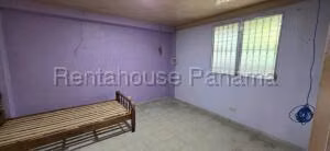 Venta de Casa con 215m2 en Villa Lucre 27-2015SR - Imagen 7