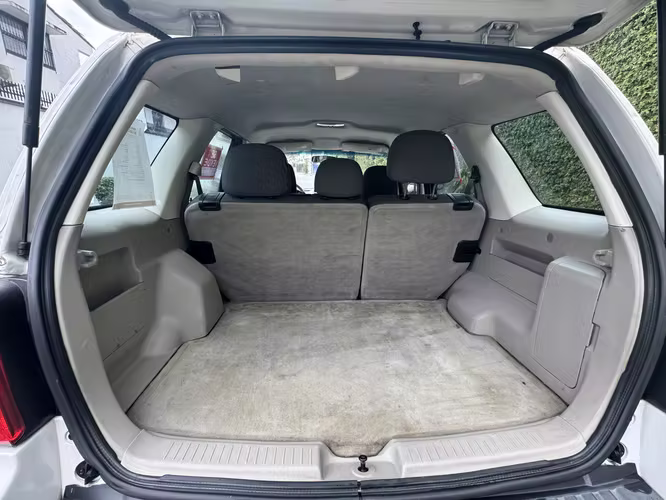 FORD ESCAPE 2011 - Imagen 2