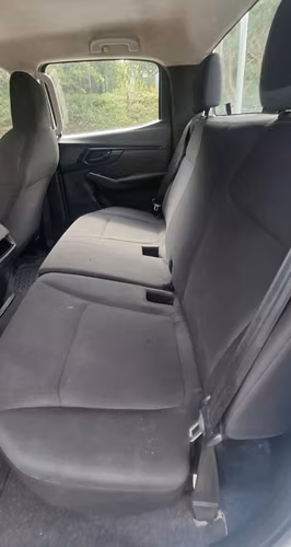 D-MAX 2024 DIESEL MANUAL 4X4 EN 23,995 al CREDITO o al CONTADO