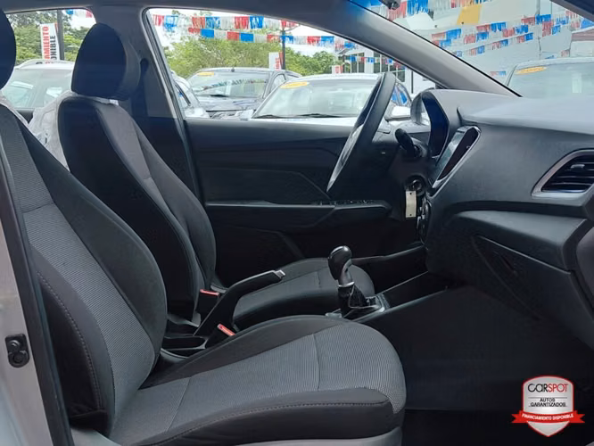 Hyundai Accent 2024 Manual EG1310 - Imagen 9