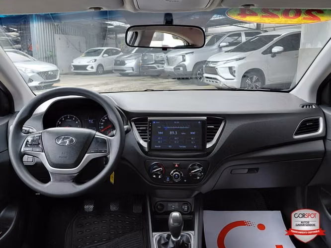 Hyundai Accent 2024 Manual EG1310 - Imagen 12