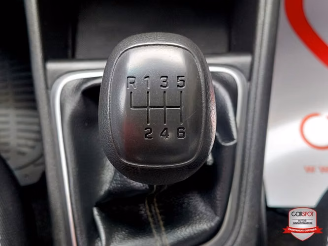 Hyundai Accent 2024 Manual EG1310 - Imagen 8