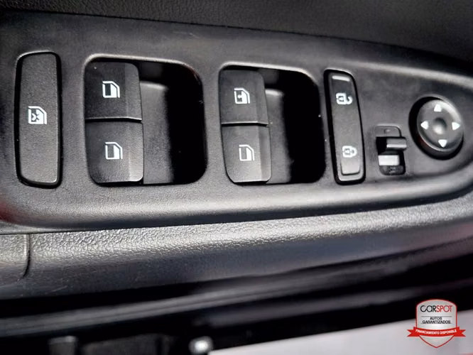 Hyundai Venue 2024 Automática EI4522 - Imagen 12