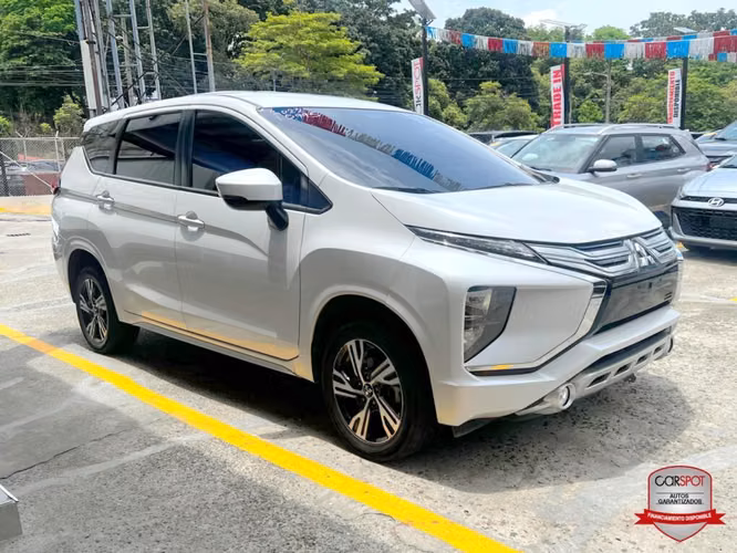 Mitsubishi Xpander 2022 Automática DE0786 - Imagen 3