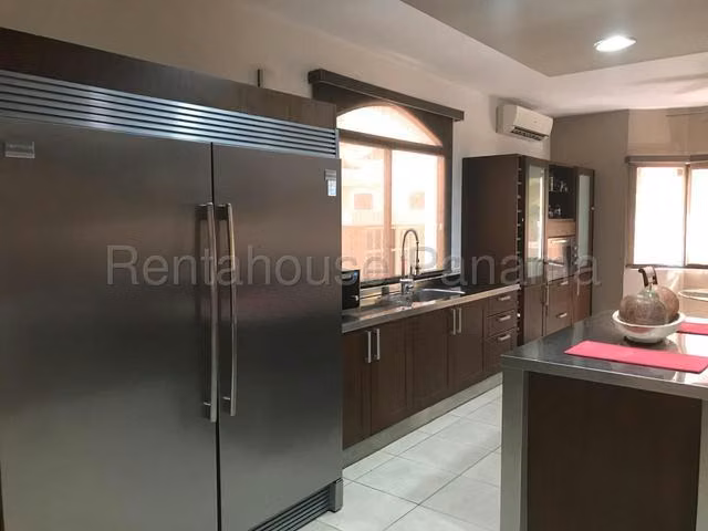 Alquiler de Casa en Clayton 26LBR8986