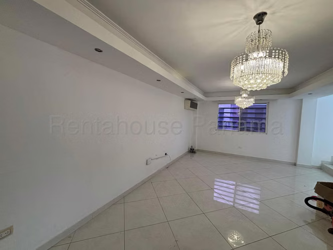 Venta de Casa en Altos de Santa Maria Limajo KC
