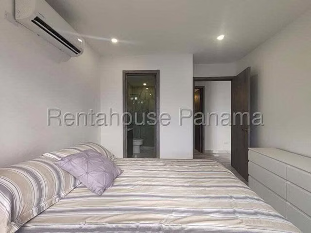 Apartamento en Alquiler en PH THE GRAY Calle 50 BELLAVISTA  27AECC1988