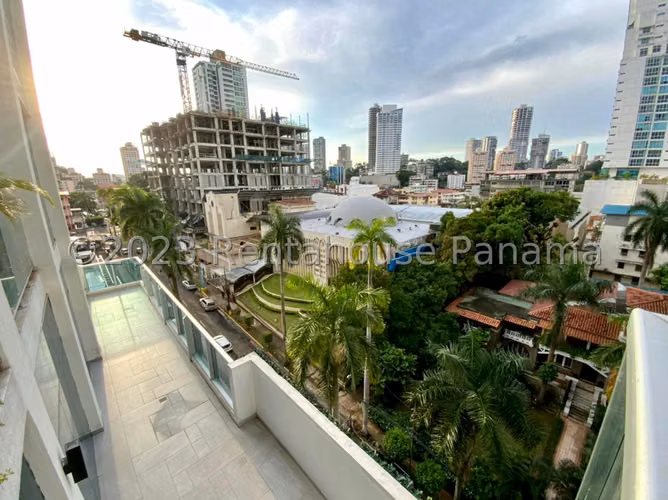 Venta de Apartamento con Línea blanca en Bellavista Ph Dynasty EC - Imagen 6