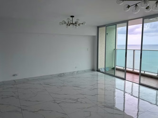 APARTAMENTO RENOVADO EN SAN FRANCISCO PH TERRAWIND - LINEA BLANCA - Imagen 13