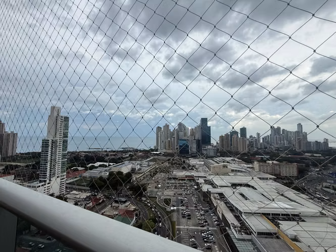 VÍA ISRAEL ALQUILER APARTAMENTO $3,300 - C.J.