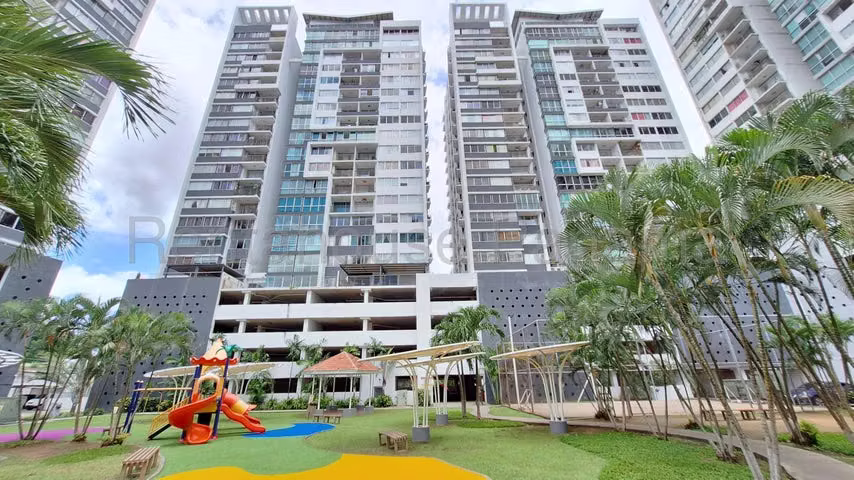 Apartamento en Venta en 12 de Octubre JG